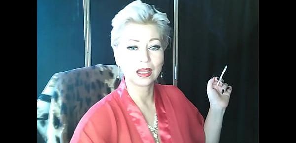  Charming mature woman in red, or hot fucking solo & non-solo )))